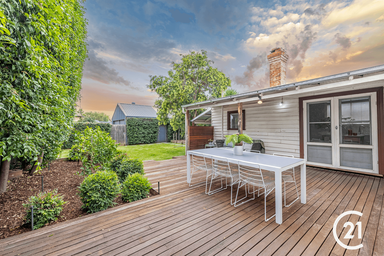 154 Pakenham Street, Echuca, VIC 3564