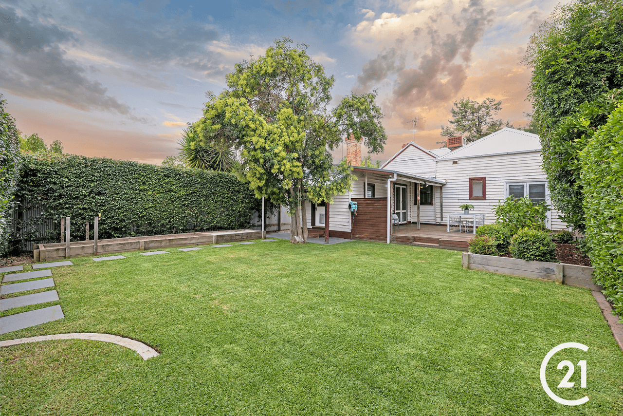 154 Pakenham Street, Echuca, VIC 3564