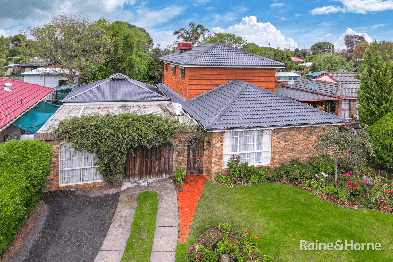 37 Burke Road, SUNBURY, VIC 3429