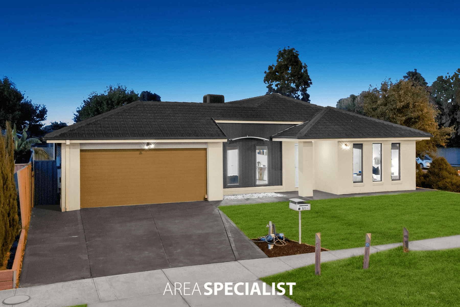 51 Bradford Drive, Cranbourne East, VIC 3977
