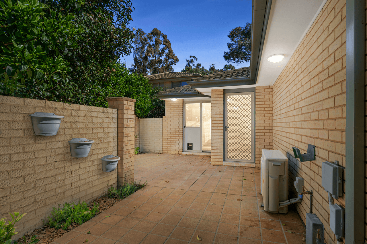 8/10 Womberra Place, South Penrith, NSW 2750