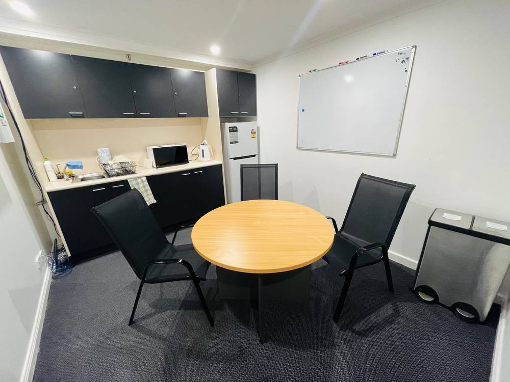 2/18 Hanlan Street, SURFERS PARADISE, QLD 4217