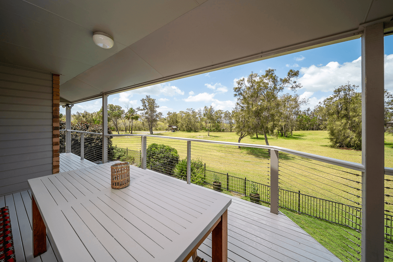 48 Beach Drive, BURRUM HEADS, QLD 4659