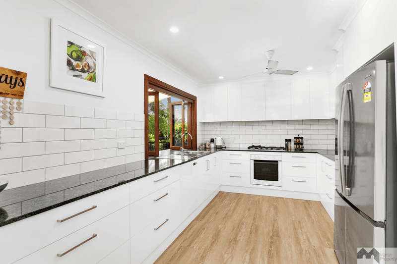 8 La Trobe Close, Trinity Park, QLD 4879