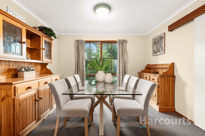 120 Milpera Crescent, Wantirna, VIC 3152