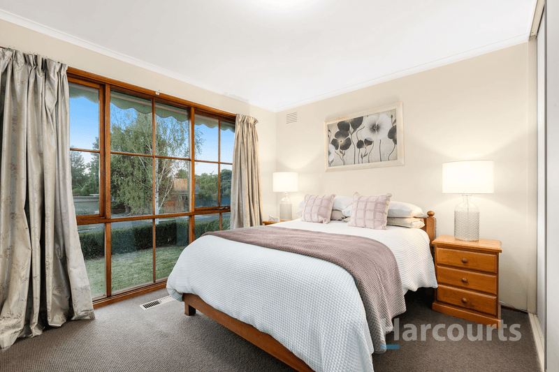 120 Milpera Crescent, Wantirna, VIC 3152