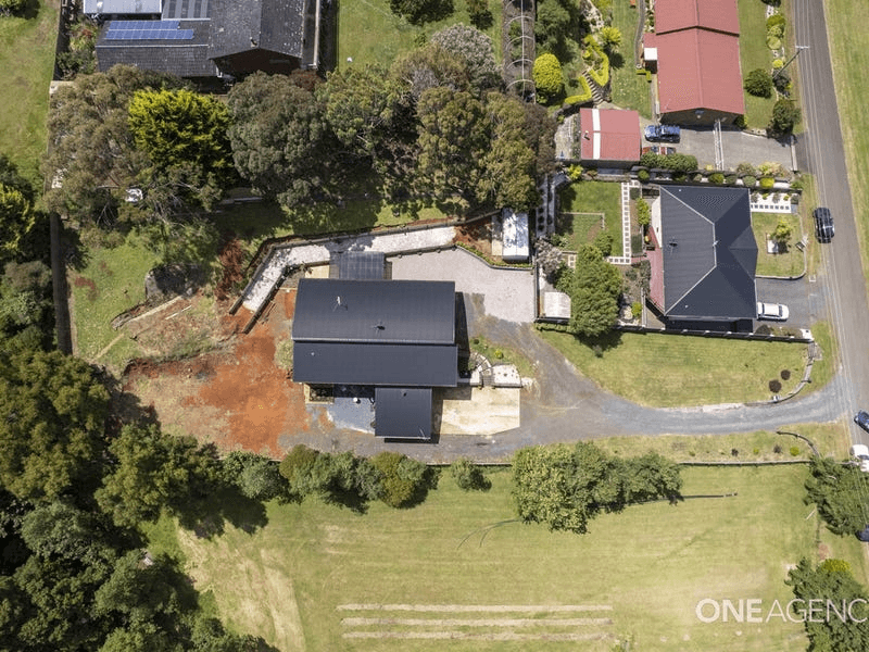 63 Lyons Street, SOMERSET, TAS 7322