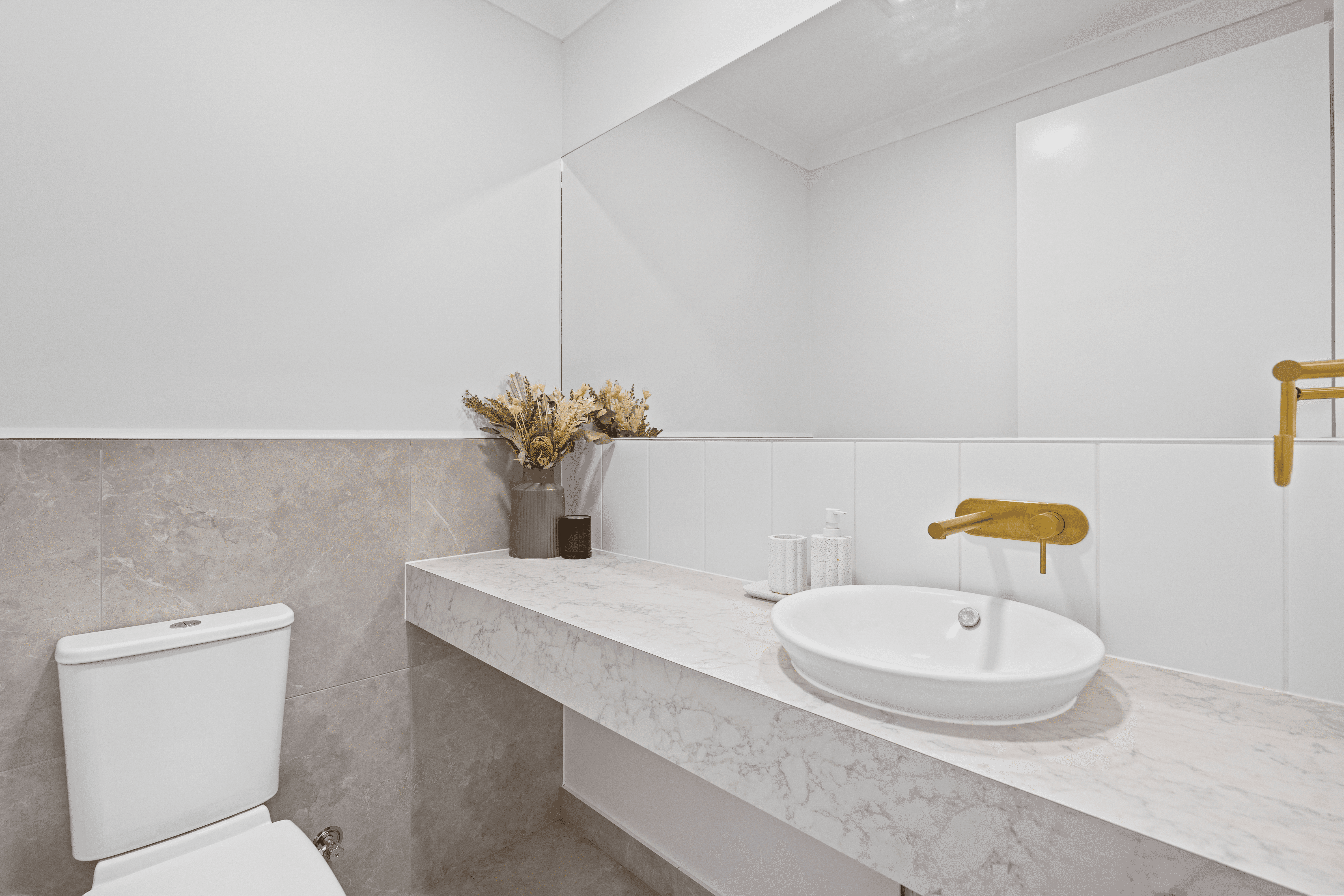 2 Burton Court, LOGAN RESERVE, QLD 4133