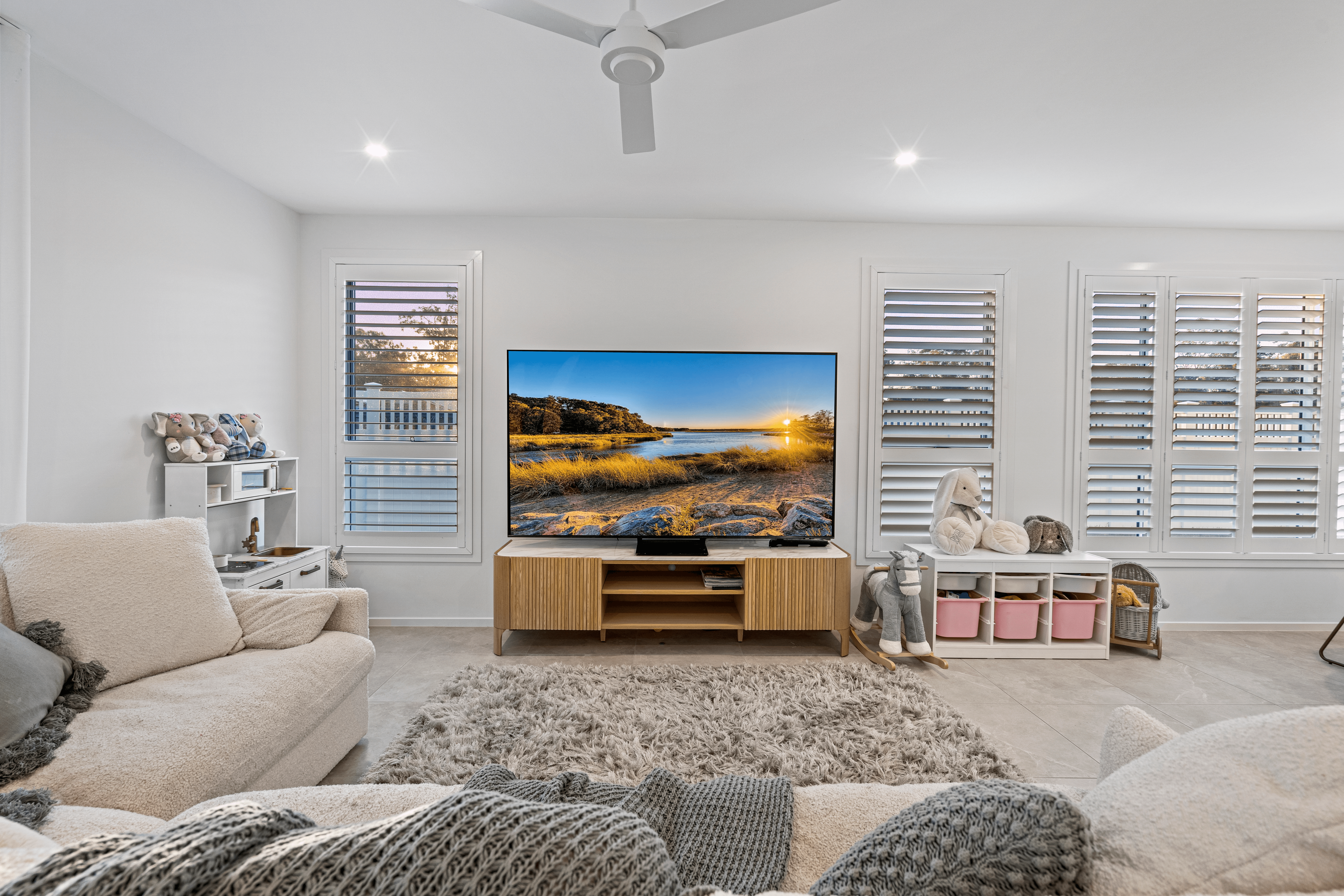2 Burton Court, LOGAN RESERVE, QLD 4133