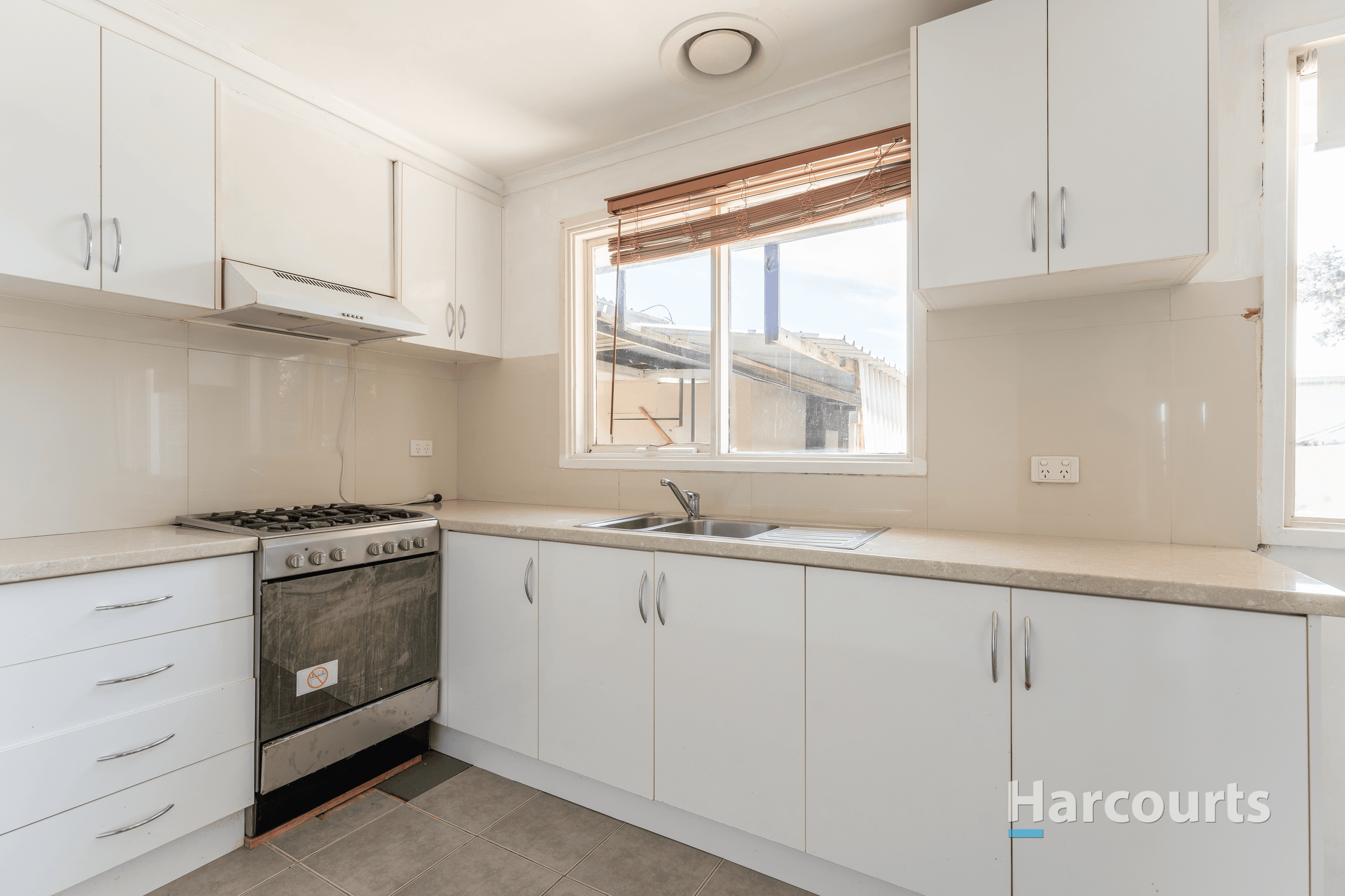 43 Braeswood Road, Kings Park, VIC 3021