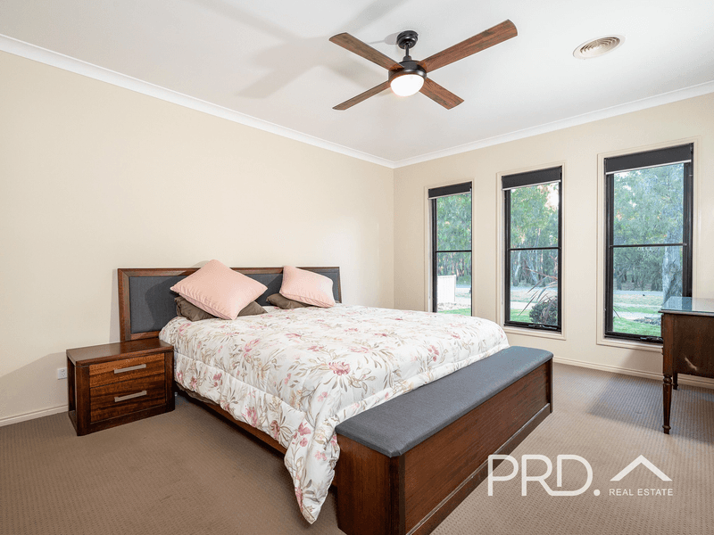 1B The Boulevard, SHEPPARTON, VIC 3630