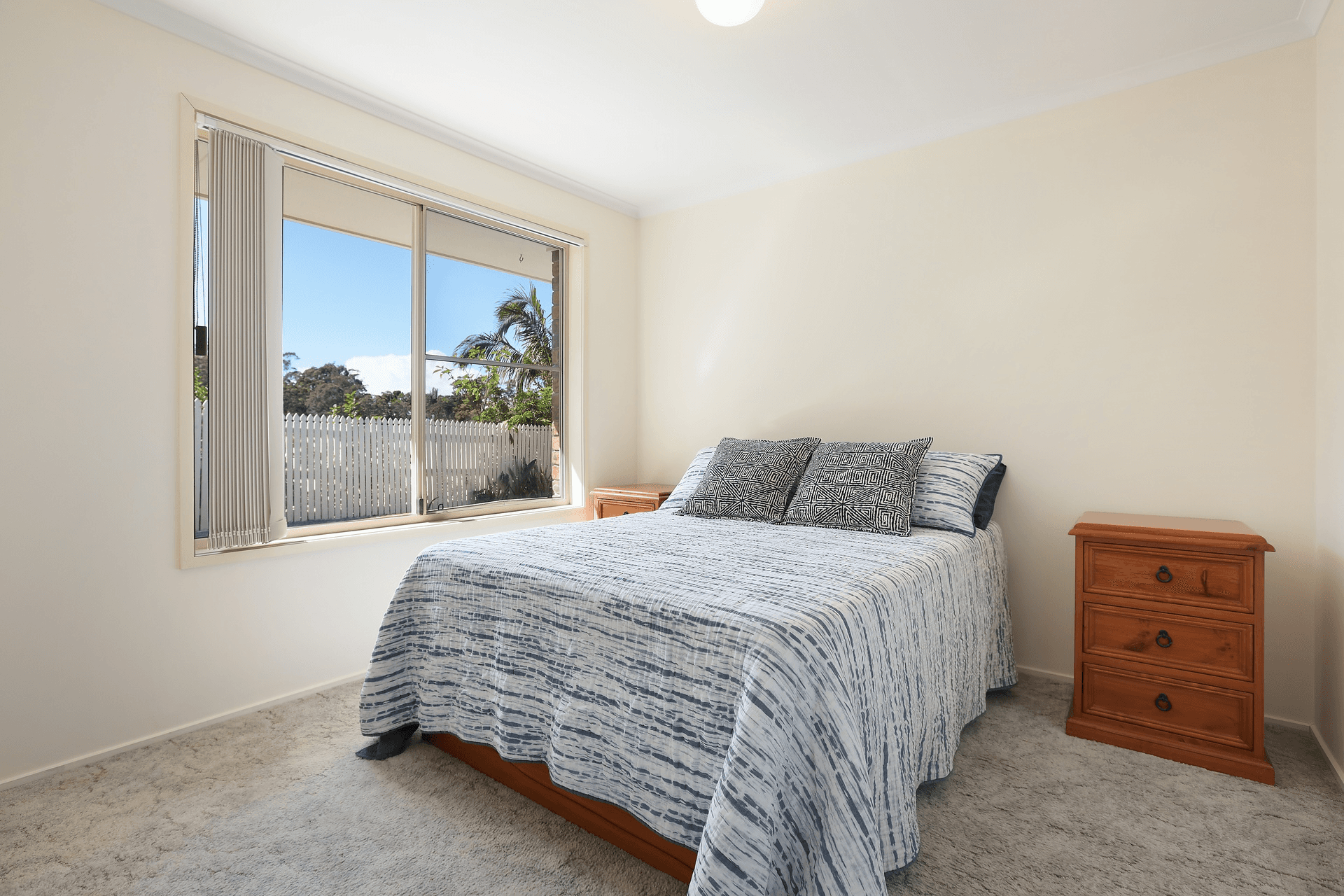 23 Watford Crescent, MOLENDINAR, QLD 4214