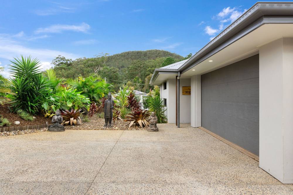 6 Seed Court, Beerwah, QLD 4519