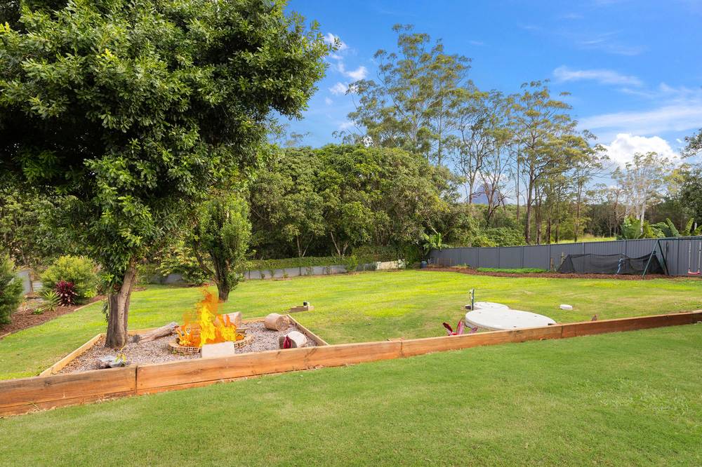 6 Seed Court, Beerwah, QLD 4519