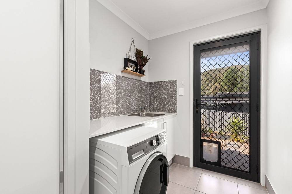 6 Seed Court, Beerwah, QLD 4519