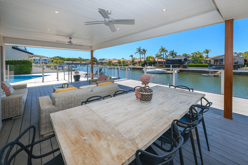 151 Pebble Beach Drive, RUNAWAY BAY, QLD 4216