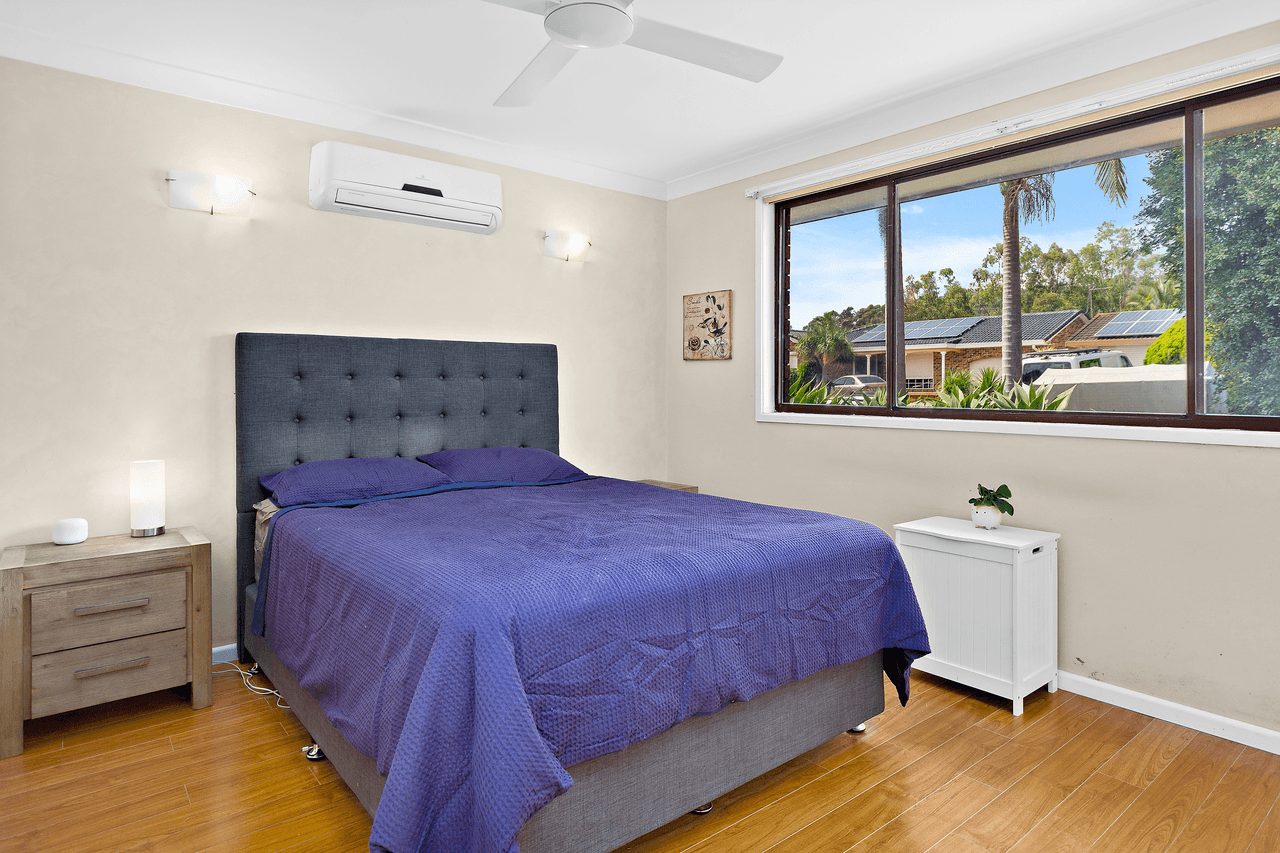 12 Churnwood Place, ALBION PARK RAIL, NSW 2527