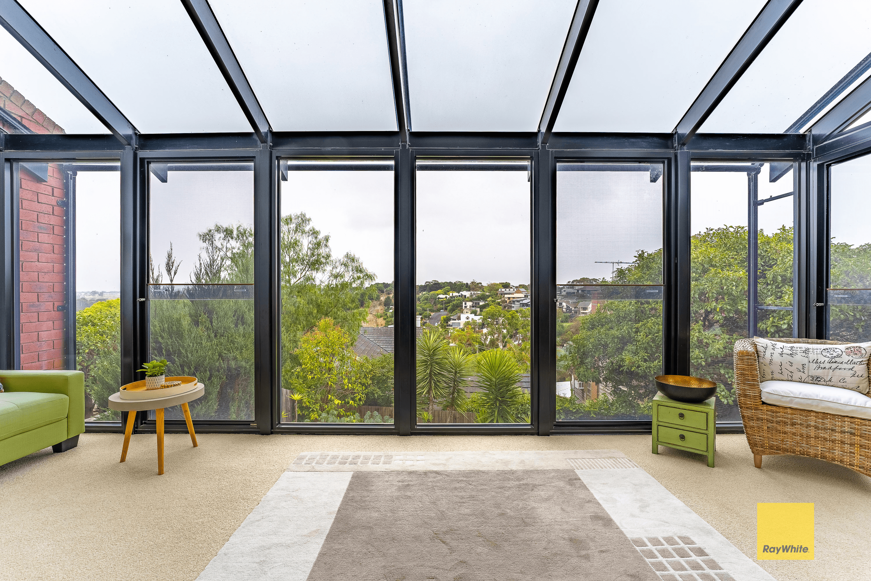 1/7 Chesterfield Court, NEWTOWN, VIC 3220