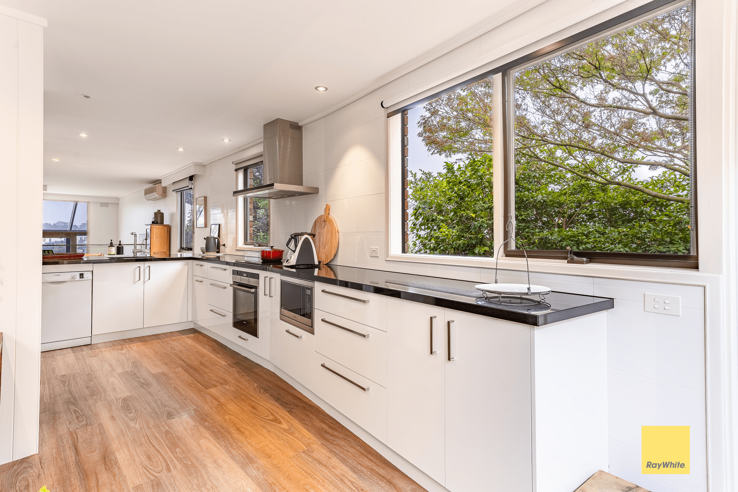1/7 Chesterfield Court, NEWTOWN, VIC 3220