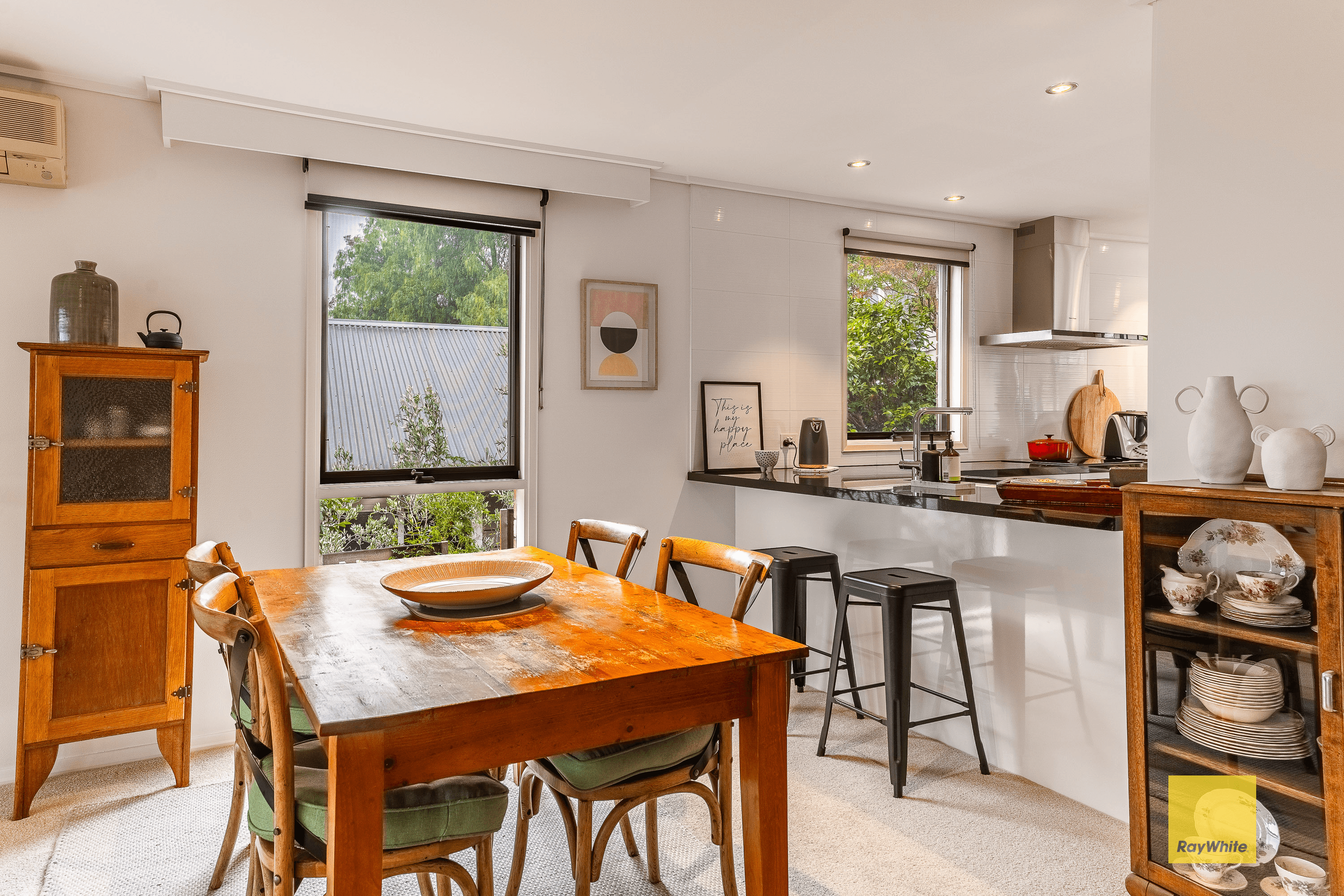1/7 Chesterfield Court, NEWTOWN, VIC 3220