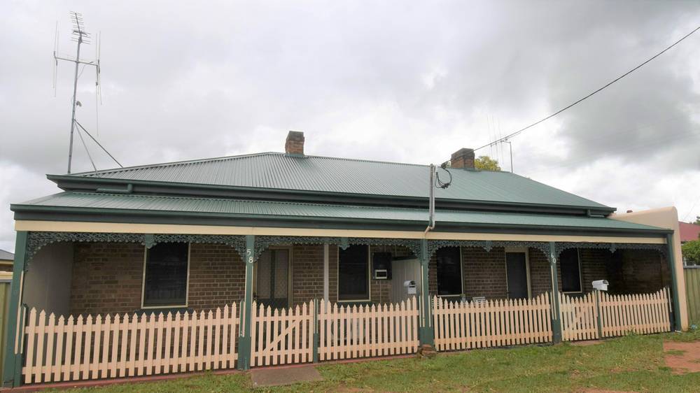 58-60 Gisborne Street, WELLINGTON, NSW 2820