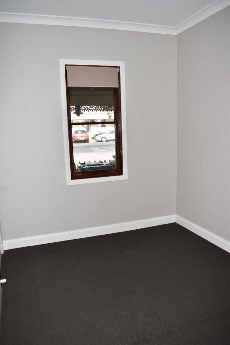 58-60 Gisborne Street, WELLINGTON, NSW 2820