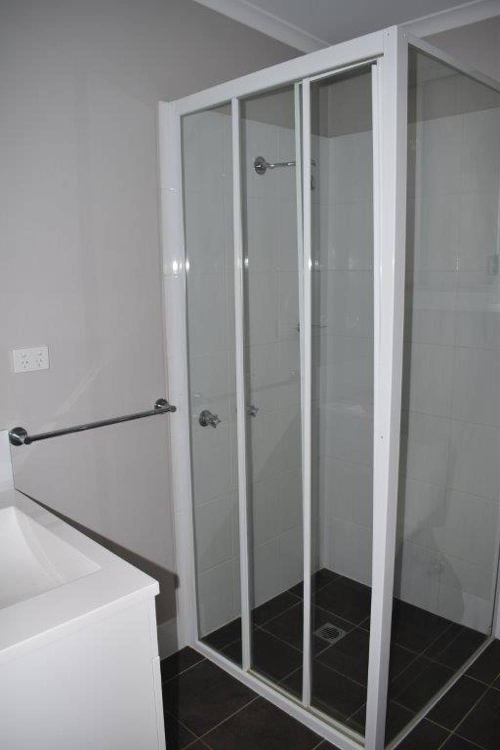 58-60 Gisborne Street, WELLINGTON, NSW 2820