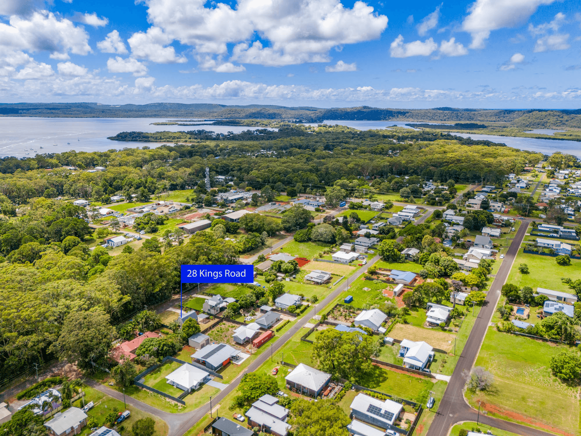 28 Kings Road, RUSSELL ISLAND, QLD 4184