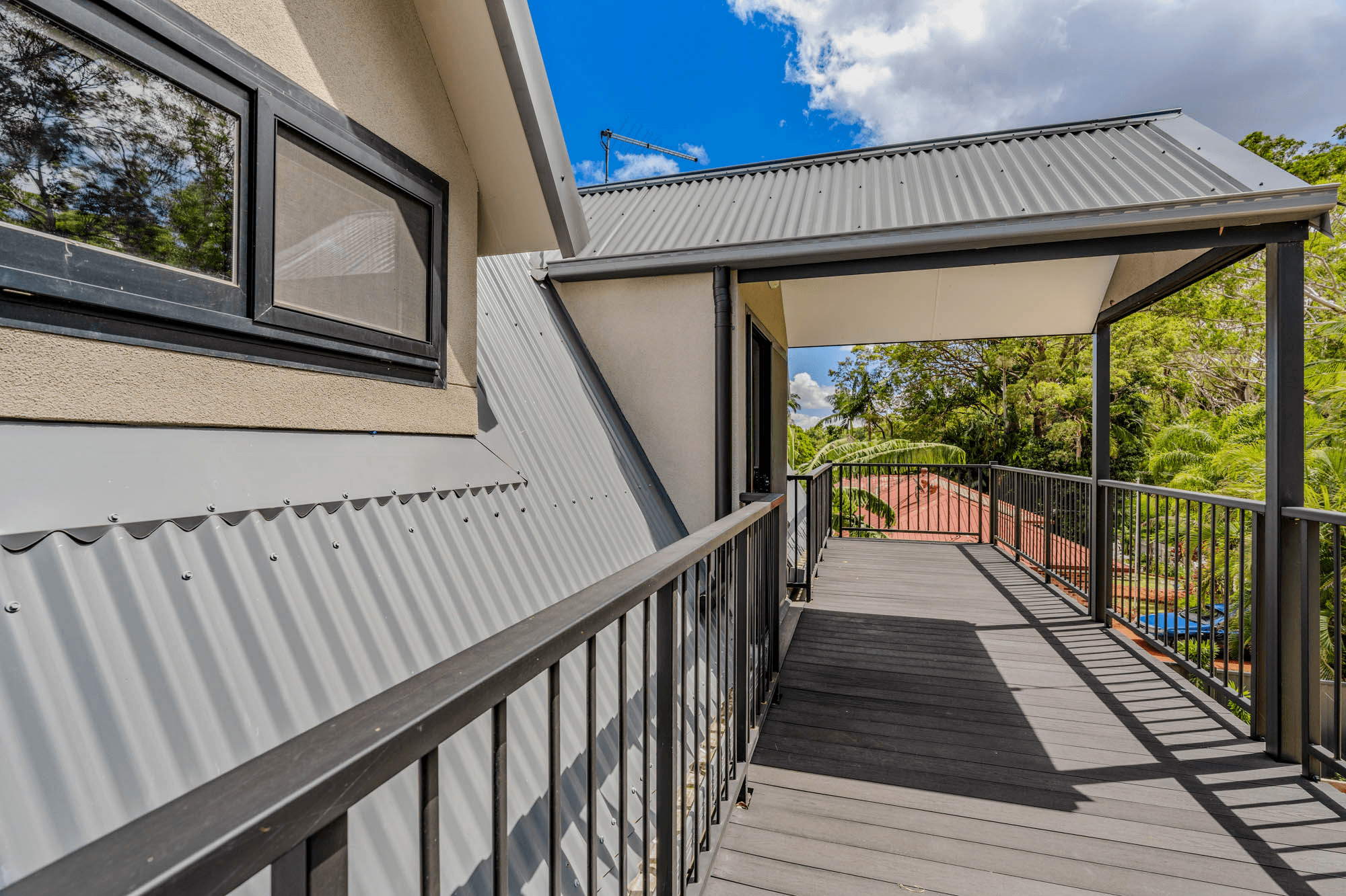 28 Kings Road, RUSSELL ISLAND, QLD 4184