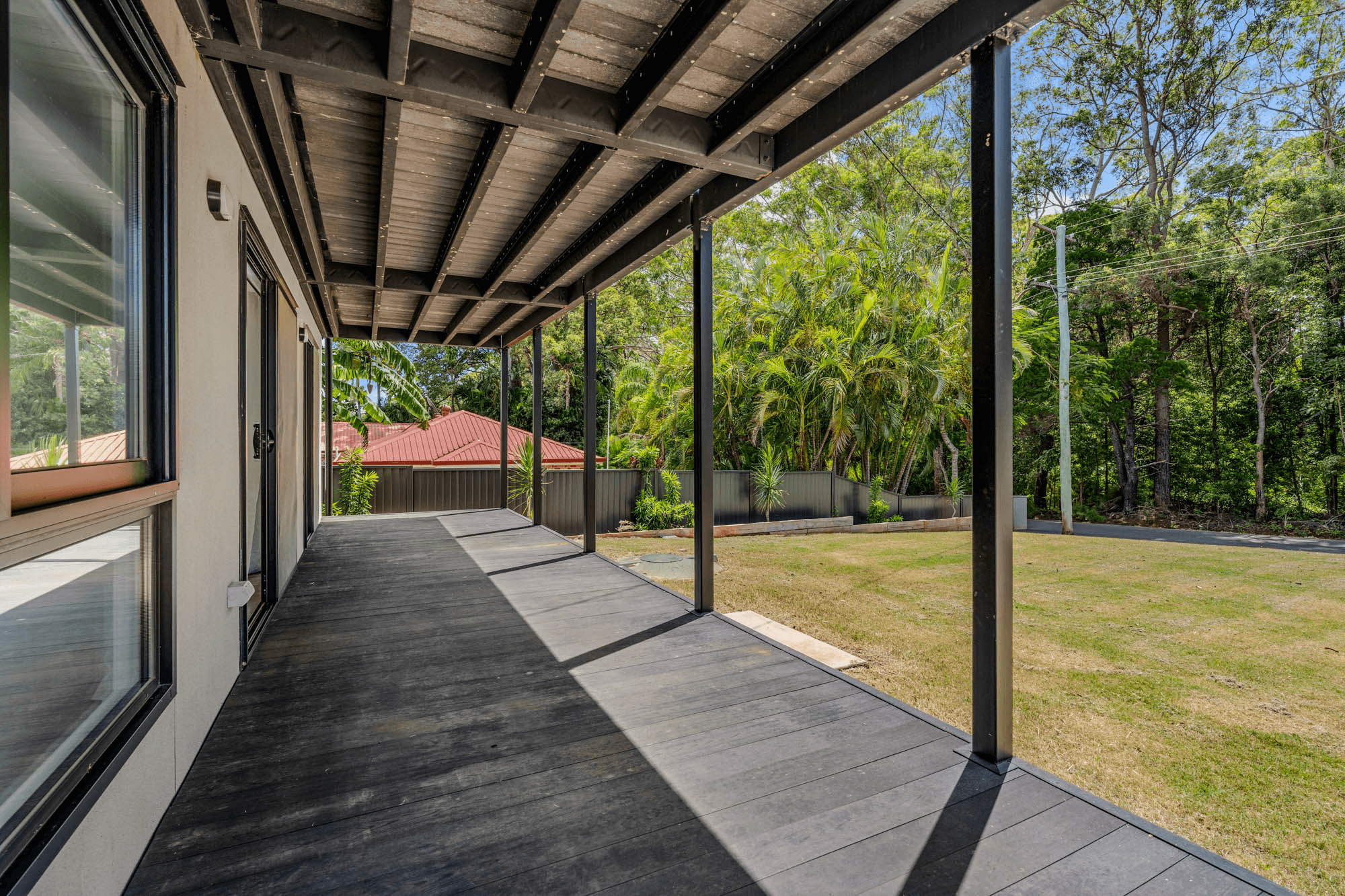 28 Kings Road, RUSSELL ISLAND, QLD 4184
