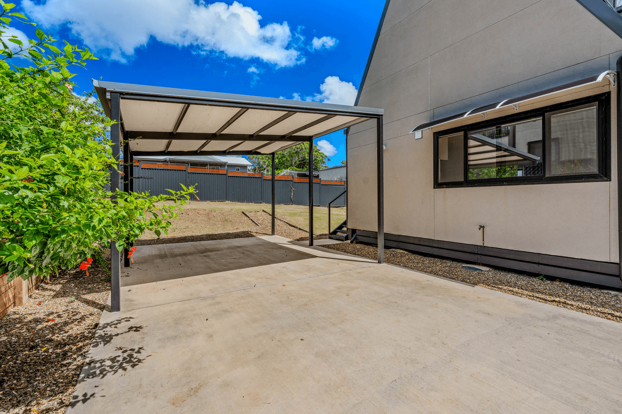 28 Kings Road, RUSSELL ISLAND, QLD 4184