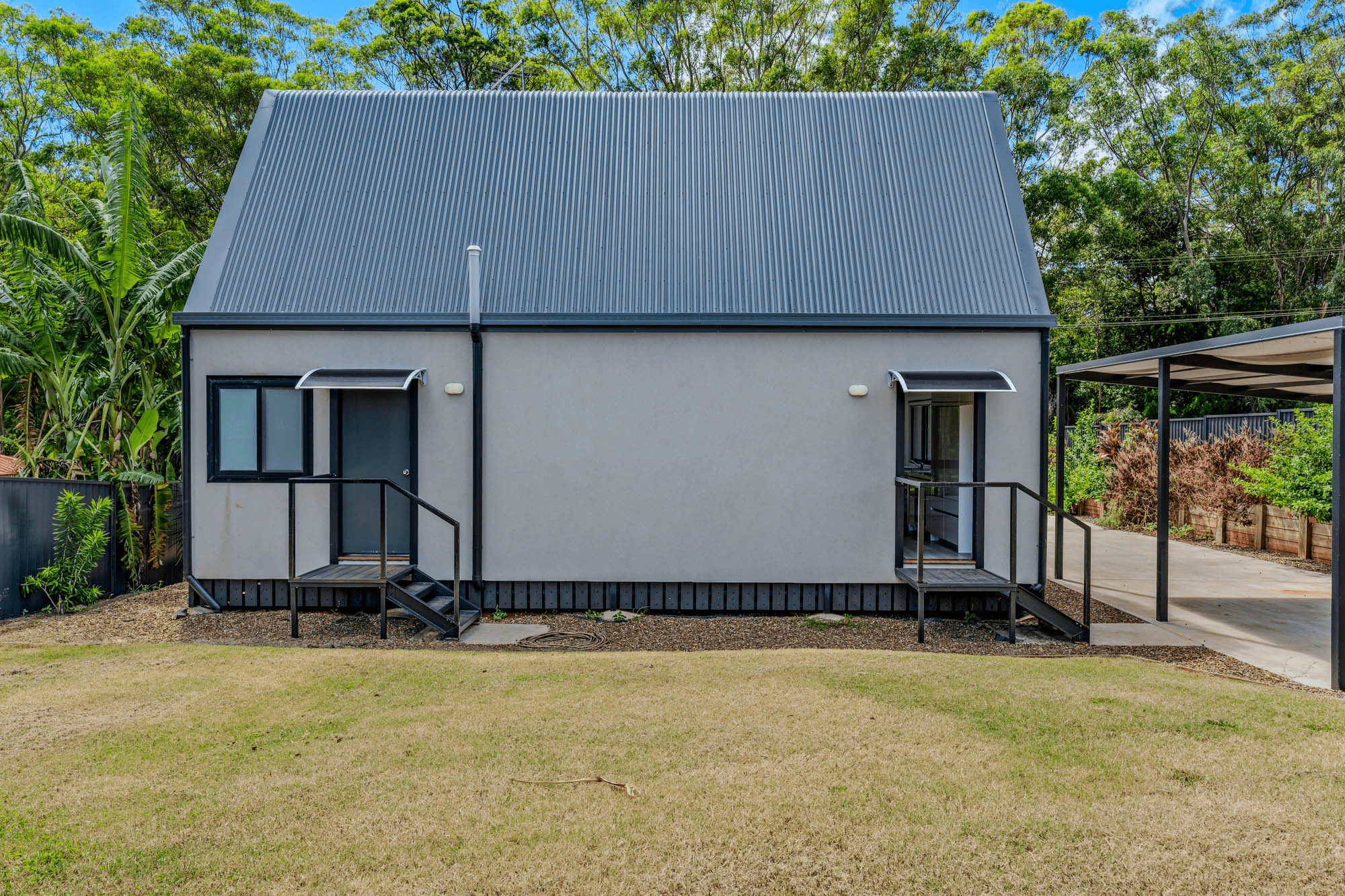 28 Kings Road, RUSSELL ISLAND, QLD 4184