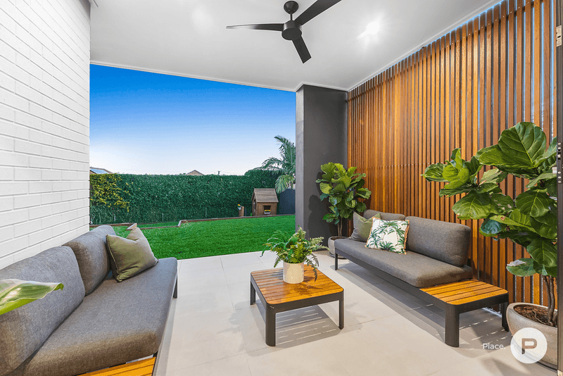 298 Rode Road, Wavell Heights, QLD 4012