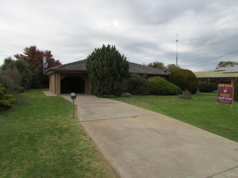 4 Blair Street, DONALD, VIC 3480