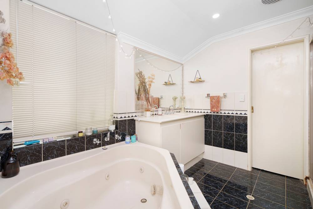 176 West Coast Highway, Scarborough, WA 6019