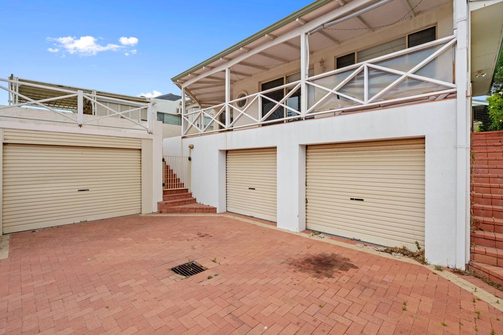 176 West Coast Highway, Scarborough, WA 6019