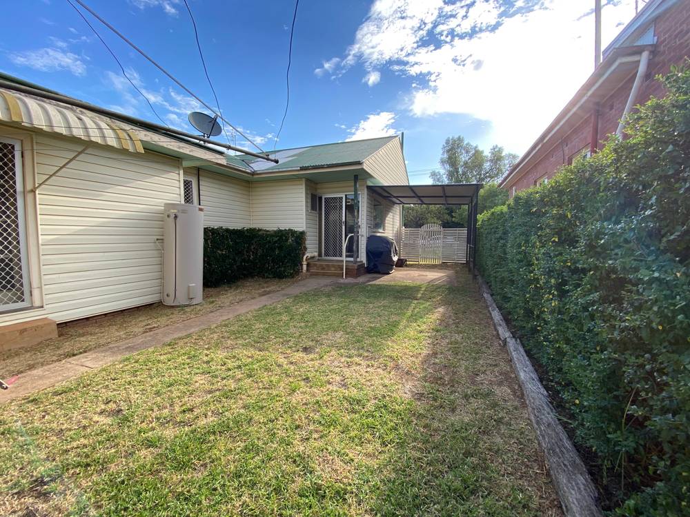 1 Albert Street, Parkes, NSW 2870