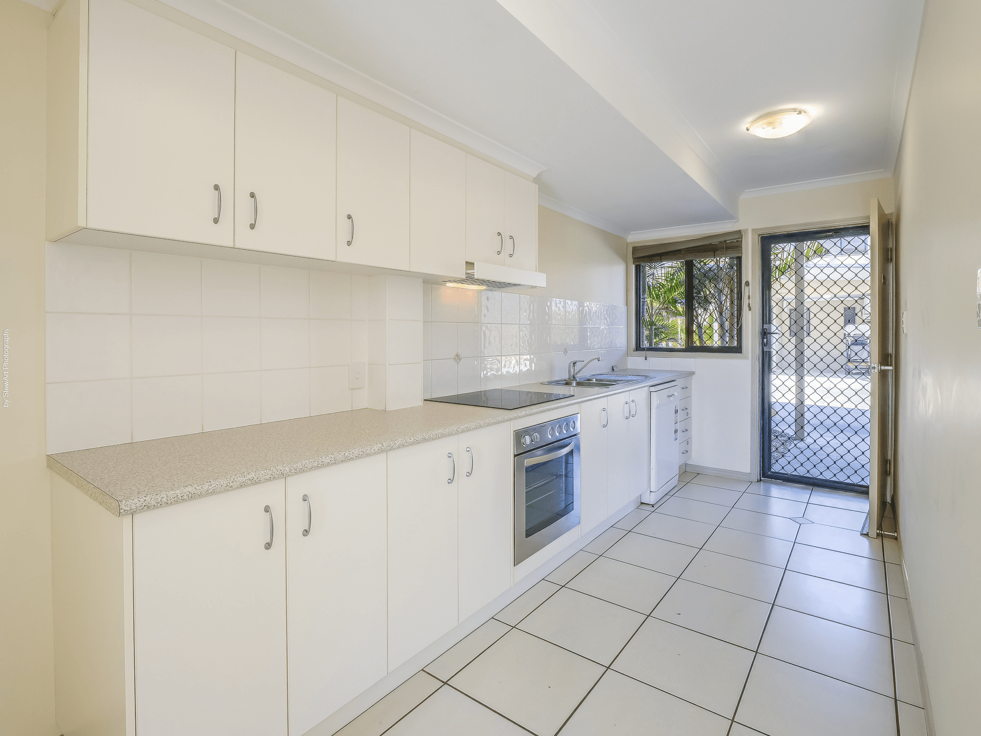 11/56-58 Main Street, PIALBA, QLD 4655