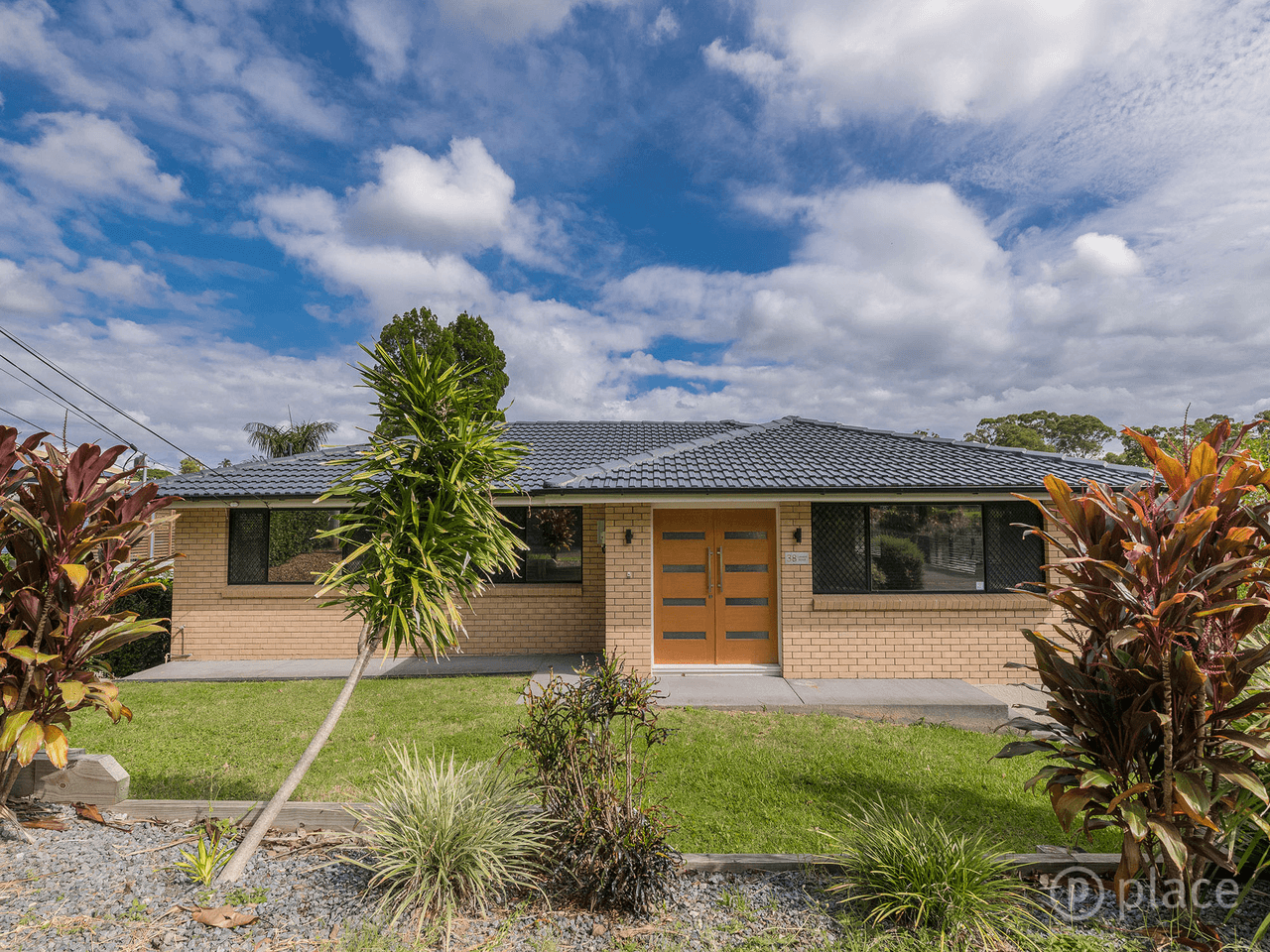 38 Lewana Street, Mansfield, QLD 4122