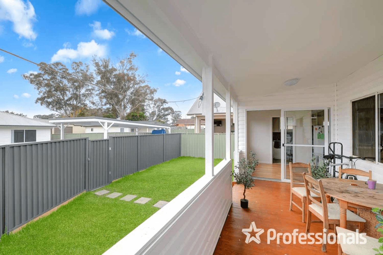24 Cam Street, Cambridge Park, NSW 2747