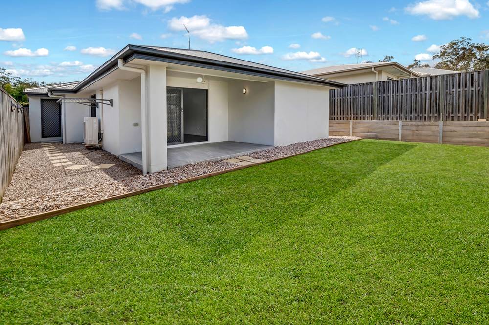 3 Cudmore Street, PIMPAMA, QLD 4209