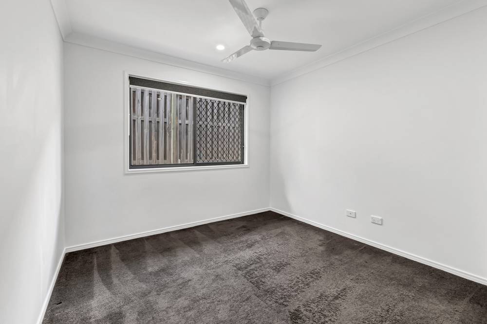 3 Cudmore Street, PIMPAMA, QLD 4209