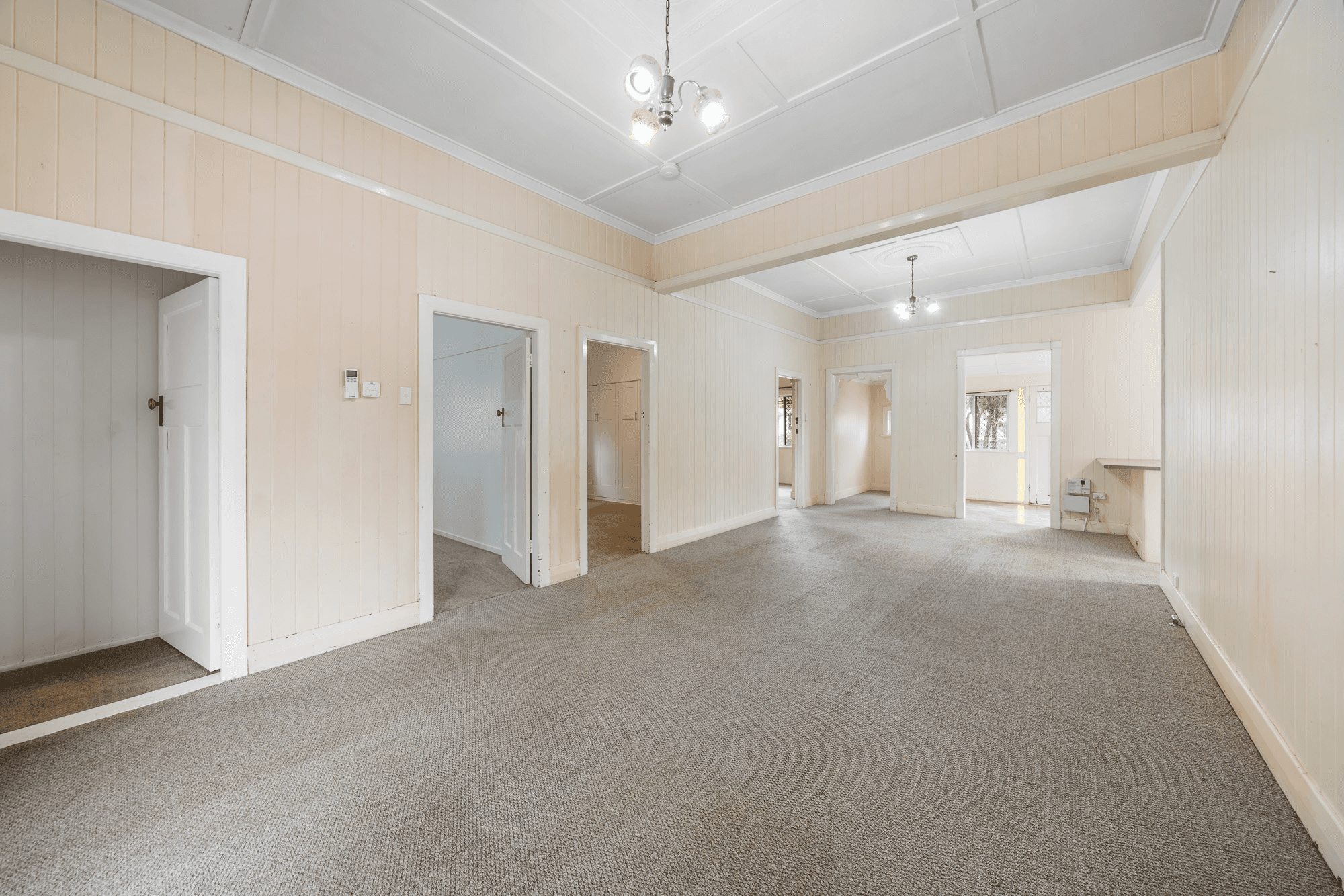 12 Lochel Street, Mount Lofty, QLD 4350