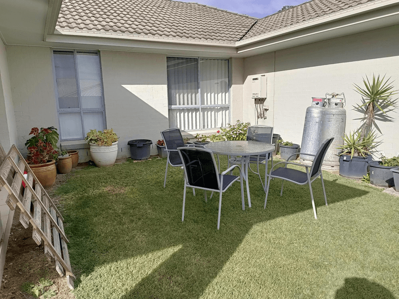 41 Eric Drive, BLACKSTONE, QLD 4304