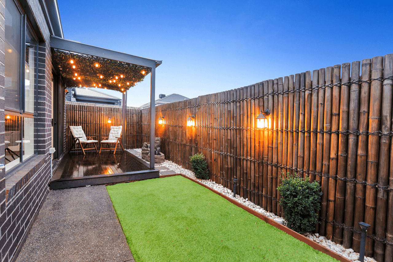 18 Thornbury Street, DONNYBROOK, VIC 3064