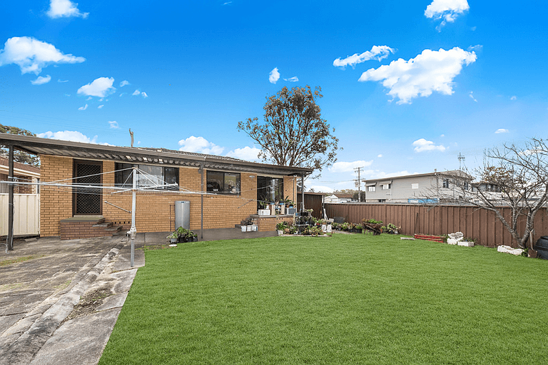 24 Goorama Avenue, SAN REMO, NSW 2262