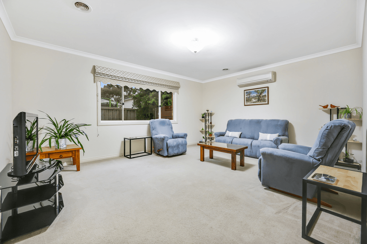 23 Peisley Crescent, CRANBOURNE EAST, VIC 3977