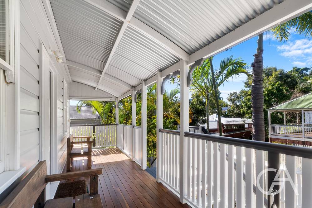 21 Ewart Street, HIGHGATE HILL, QLD 4101