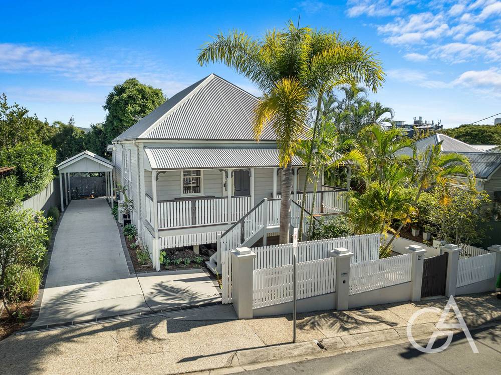 21 Ewart Street, HIGHGATE HILL, QLD 4101