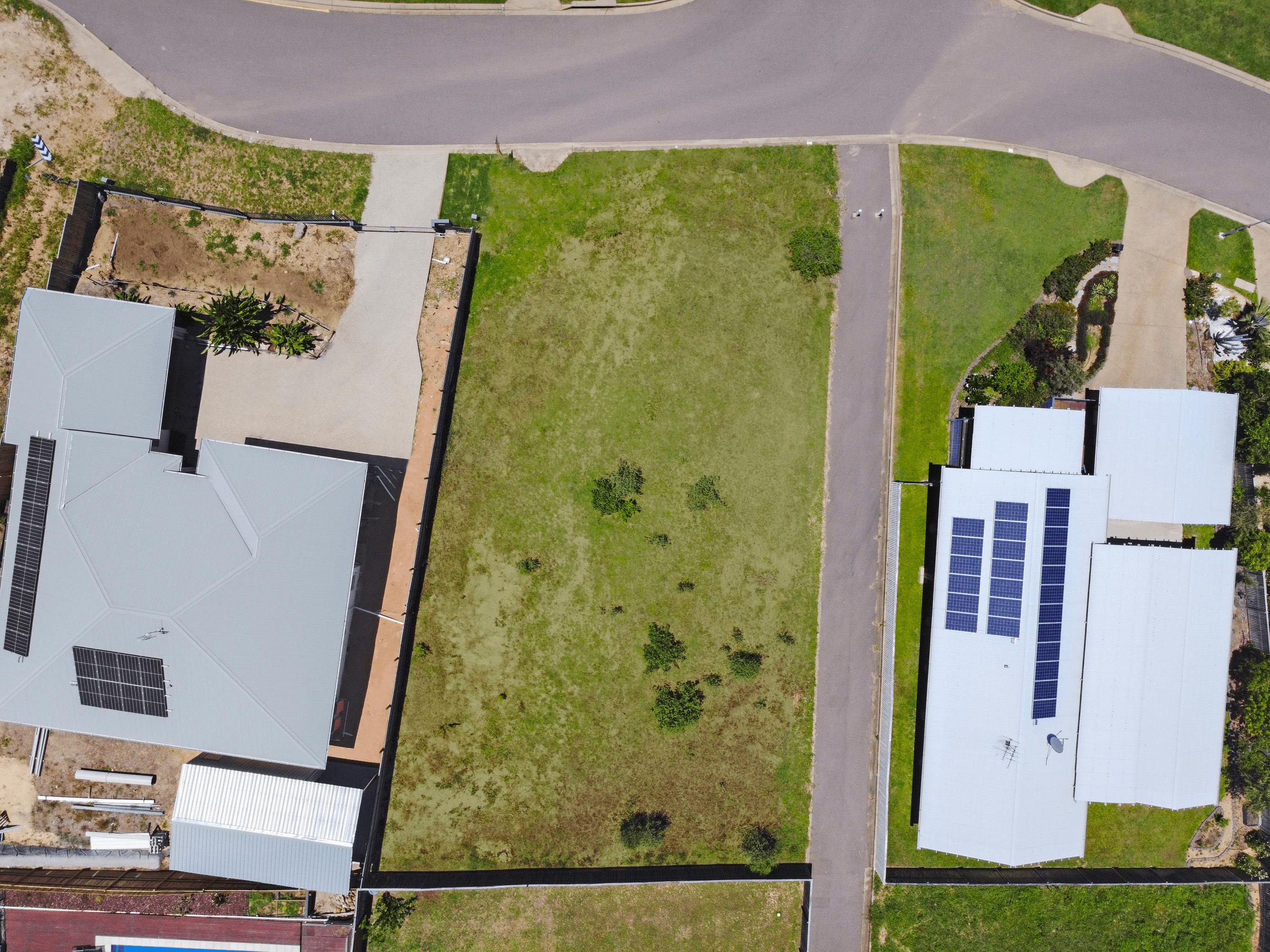 33 Shutehaven Circuit, BUSHLAND BEACH, QLD 4818